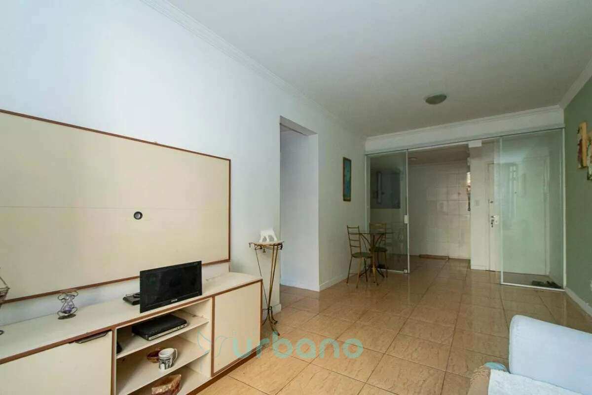  - Apartamento à venda, no Cond. Edif. Rosely em São Paulo, Jardim Paulista, com 2 quartos, 72m²